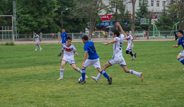 但他仅用2 但他仅用2